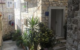 Apartments Ada Novak